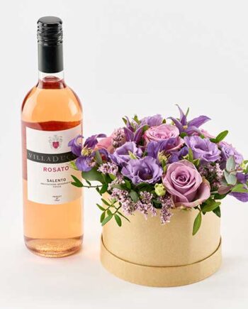 Elegant blomsteræske med rosévin – den perfekte gaveidé!