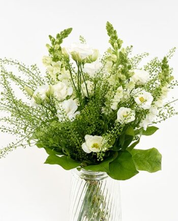 Elegant Nytårsbuket – Festlige blomster til 375 DKK